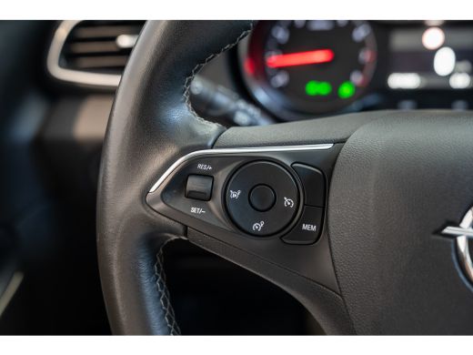 Opel Grandland X 1.2 Turbo 130PK Innovation | Camera | AGR | Parkeersensoren Voor & Achter | Navigatie | Climate C... ActivLease financial lease