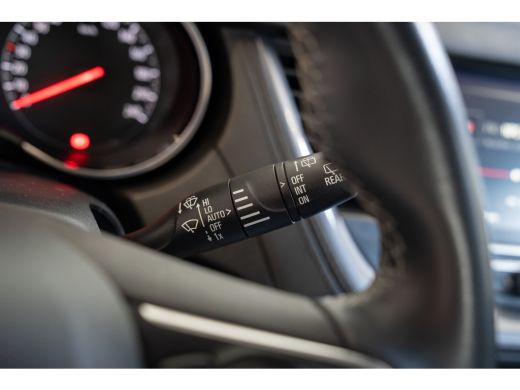 Opel Grandland X 1.2 Turbo 130PK Innovation | Camera | AGR | Parkeersensoren Voor & Achter | Navigatie | Climate C... ActivLease financial lease