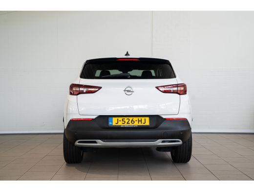 Opel Grandland X 1.2 Turbo 130PK Innovation | Camera | AGR | Parkeersensoren Voor & Achter | Navigatie | Climate C... ActivLease financial lease