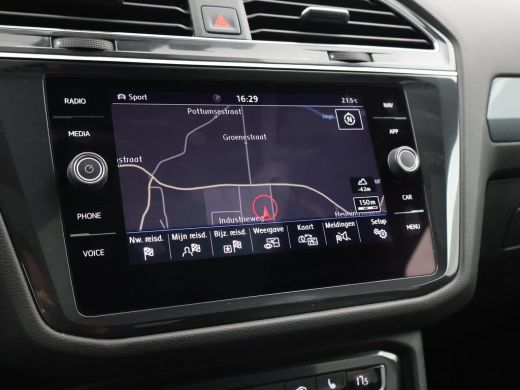 Volkswagen Tiguan Allspace 1.5 TSI R-LINE INTERIEUR + EXTERIEUR | VIRTUAL COCKPIT | TREKHAAK | PANORAMA | ADAPTIVE CRUISE ActivLease financial lease
