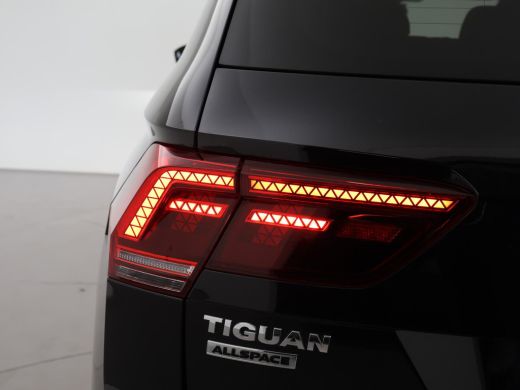 Volkswagen Tiguan Allspace 1.5 TSI R-LINE INTERIEUR + EXTERIEUR | VIRTUAL COCKPIT | TREKHAAK | PANORAMA | ADAPTIVE CRUISE ActivLease financial lease