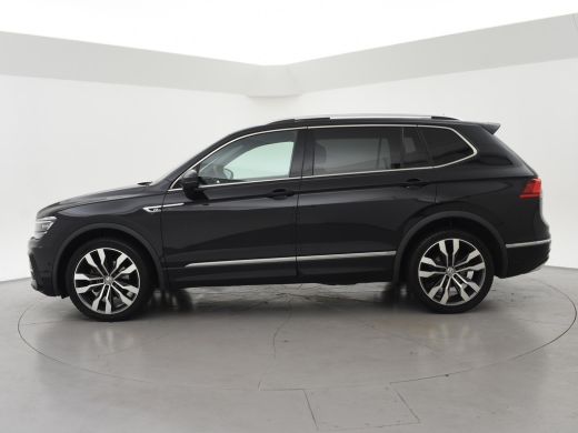 Volkswagen Tiguan Allspace 1.5 TSI R-LINE INTERIEUR + EXTERIEUR | VIRTUAL COCKPIT | TREKHAAK | PANORAMA | ADAPTIVE CRUISE ActivLease financial lease