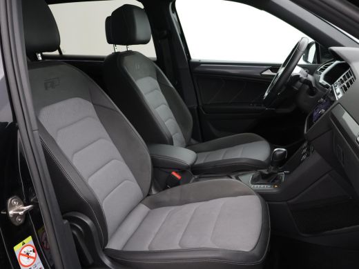 Volkswagen Tiguan Allspace 1.5 TSI R-LINE INTERIEUR + EXTERIEUR | VIRTUAL COCKPIT | TREKHAAK | PANORAMA | ADAPTIVE CRUISE ActivLease financial lease