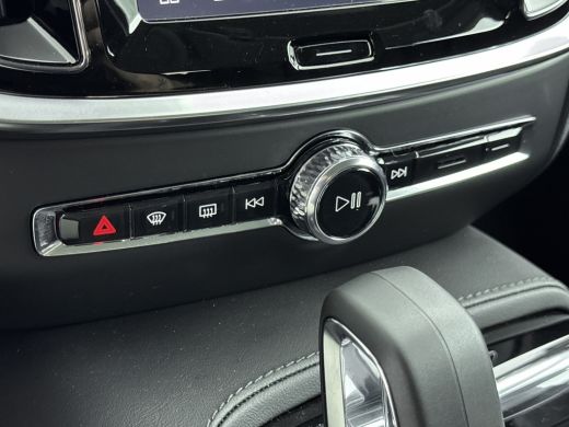 Volvo  V60 2.0 T6 Plug-in hybrid AWD Essential | Lederen bekleding | BLIS | Adaptive Cruiscontrol | PDC V+A ... ActivLease financial lease