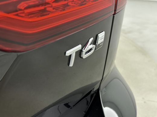 Volvo  V60 2.0 T6 Plug-in hybrid AWD Essential | Lederen bekleding | BLIS | Adaptive Cruiscontrol | PDC V+A ... ActivLease financial lease
