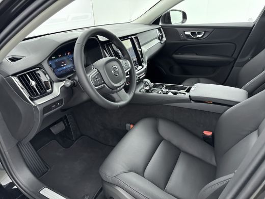 Volvo  V60 2.0 T6 Plug-in hybrid AWD Essential | Lederen bekleding | BLIS | Adaptive Cruiscontrol | PDC V+A ... ActivLease financial lease
