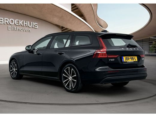 Volvo  V60 2.0 T6 Plug-in hybrid AWD Essential | Lederen bekleding | BLIS | Adaptive Cruiscontrol | PDC V+A ... ActivLease financial lease