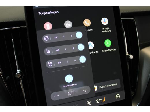 Volvo  XC60 T6 350PK AWD Ultra Black Edition Luchtvering | Massage + Ventilatie | B&W Audio | 22'' LM ActivLease financial lease