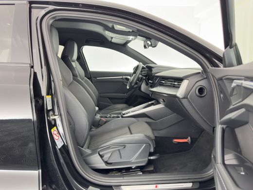 Audi A3 Sportback 35 TFSI S-edition S-Line-Sportpack (INCL-BTW) Aut. *LEATHER-FABRIC | FULL-LED | SPORT-S... ActivLease financial lease
