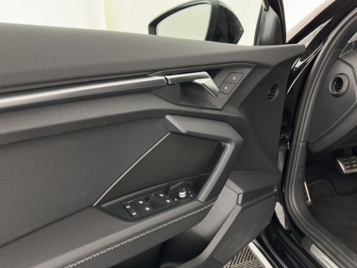 Audi A3 Sportback 35 TFSI S-edition S-Line-Sportpack (INCL-BTW) Aut. *LEATHER-FABRIC | FULL-LED | SPORT-S... ActivLease financial lease