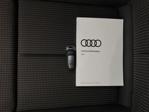 Audi A3 Sportback 35 TFSI S-edition S-Line-Sportpack (INCL-BTW) Aut. *LEATHER-FABRIC | FULL-LED | SPORT-S... ActivLease financial lease