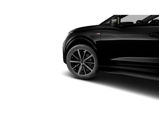 Audi Q4 e-tron S edition Competition | Achterklep, automatisch bedienbaar | Achteruitrijcamera | Adaptive cruise... ActivLease financial lease