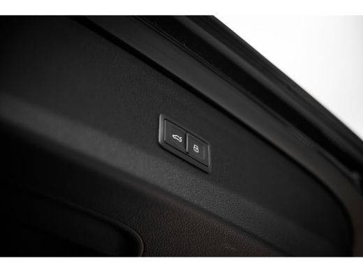 Audi Q5 50 TFSI e S edition | Head-up | Lederen bekleding | Tour | ActivLease financial lease