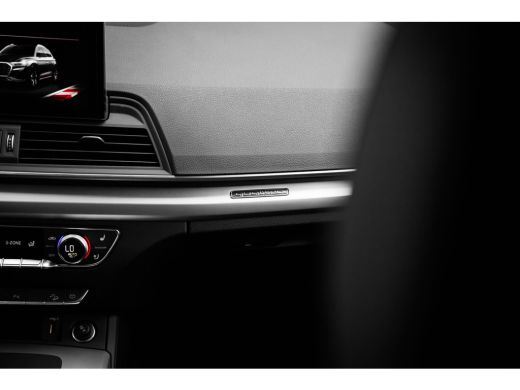 Audi Q5 50 TFSI e S edition | Head-up | Lederen bekleding | Tour | ActivLease financial lease