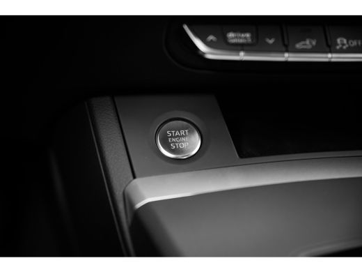 Audi Q5 50 TFSI e S edition | Head-up | Lederen bekleding | Tour | ActivLease financial lease