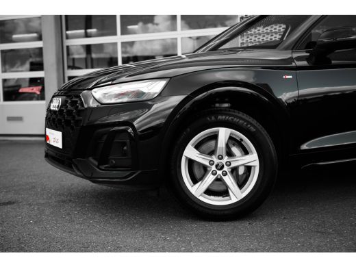 Audi Q5 50 TFSI e S edition | Head-up | Lederen bekleding | Tour | ActivLease financial lease
