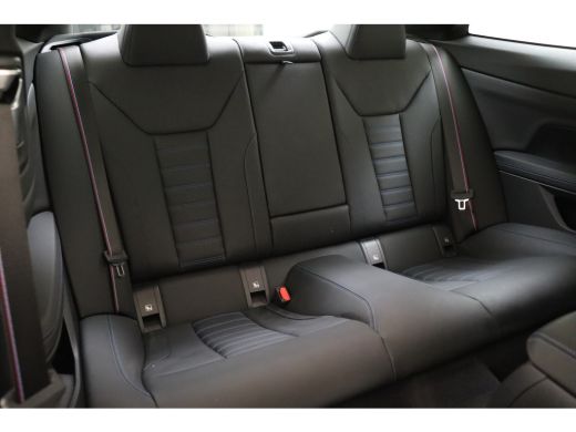 BMW 4 Serie Coupé 420i High Executive M Sport / Schuif-Kanteldak / Adaptieve LED / Stoelverwarming / M Sporto... ActivLease financial lease