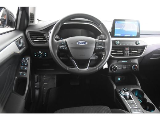 Ford Focus EcoBoost Titanium *Automaat*Navigatie*Parkassist* ActivLease financial lease