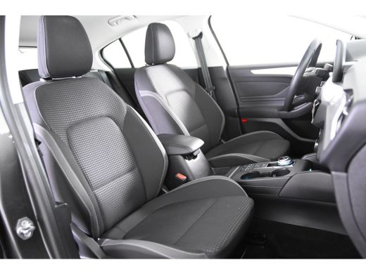 Ford Focus EcoBoost Titanium *Automaat*Navigatie*Parkassist* ActivLease financial lease