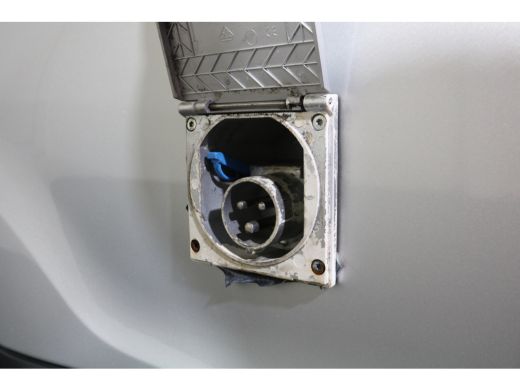 Ford Transit 2.0 TDCI 130pk L2 H2 Automaat Inrichting ActivLease financial lease