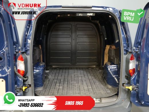 Ford Transit Courier 1.0 100 pk BPM VRIJ! BENZINE/ Stoelverw./ Voorruit.Verw./ Airco ActivLease financial lease