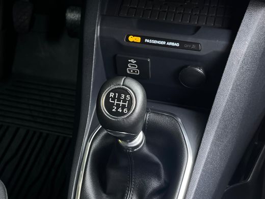 Ford Transit Courier 1.0 EcoBoost Limited CAMERA | WINTER PACK | LED | SCHUIFDEUR ActivLease financial lease
