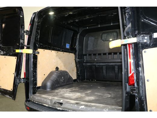 Ford Transit Custom 2.0 TDci 170pk L2 H1 DC Limited ActivLease financial lease