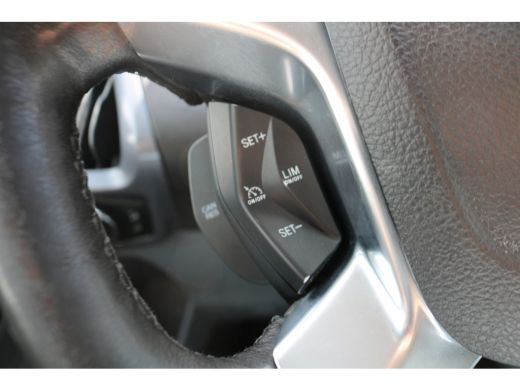 Ford Transit Custom 2.0 TDci 170pk L2 H1 DC Limited ActivLease financial lease