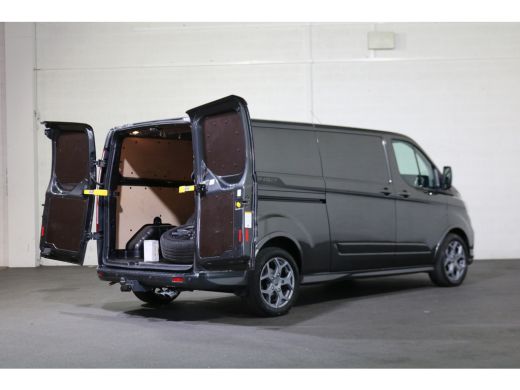 Ford Transit Custom 2.0 TDci 170pk L2 H1 Sport 2.8T Trekhaak ActivLease financial lease