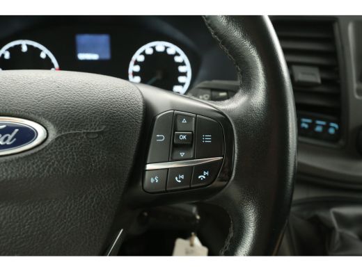 Ford Transit Custom 300 2.0 TDCI L2H1 Airco Cruise PDC 3 Persoons LED Elektrpakket ActivLease financial lease