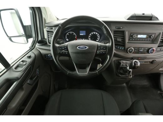 Ford Transit Custom 300 2.0 TDCI L2H1 Airco Cruise PDC 3 Persoons LED Elektrpakket ActivLease financial lease