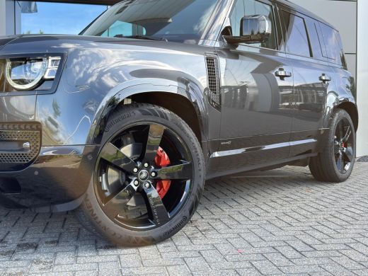 Land Rover Defender 110 P300e 110 X | Pano | Head-Up | 22 Inch | Stoelkoeling/verwarming | ACC | Koelbox | 4-zone Cli... ActivLease financial lease