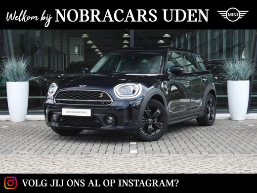 Mini Countryman Cooper S E / Panoramadak / Achteruitrijcamera / LED / Comfort Access / Stoelverwarming / Head-Up ...