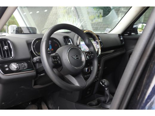 Mini Countryman Cooper S E / Panoramadak / Achteruitrijcamera / LED / Comfort Access / Stoelverwarming / Head-Up ... ActivLease financial lease
