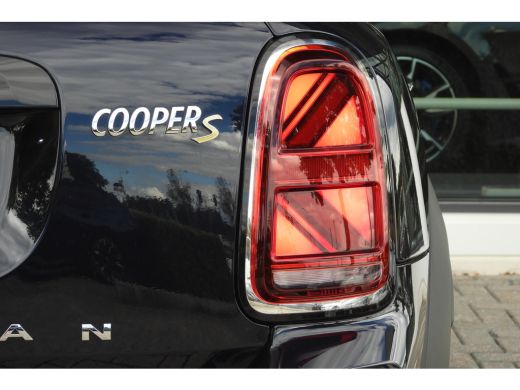 Mini Countryman Cooper S E / Panoramadak / Achteruitrijcamera / LED / Comfort Access / Stoelverwarming / Head-Up ... ActivLease financial lease
