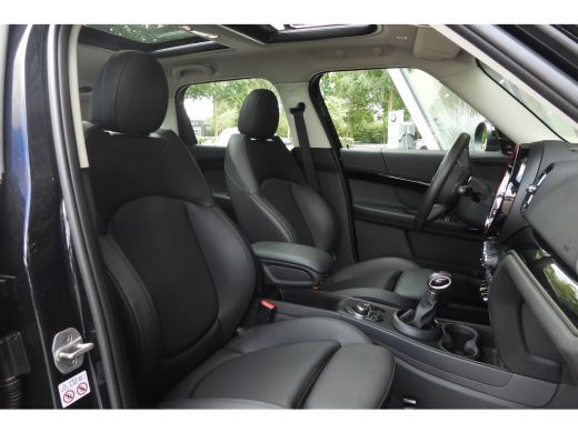 Mini Countryman Cooper S E / Panoramadak / Achteruitrijcamera / LED / Comfort Access / Stoelverwarming / Head-Up ... ActivLease financial lease