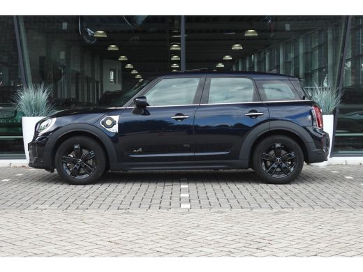 Mini Countryman Cooper S E / Panoramadak / Achteruitrijcamera / LED / Comfort Access / Stoelverwarming / Head-Up ... ActivLease financial lease