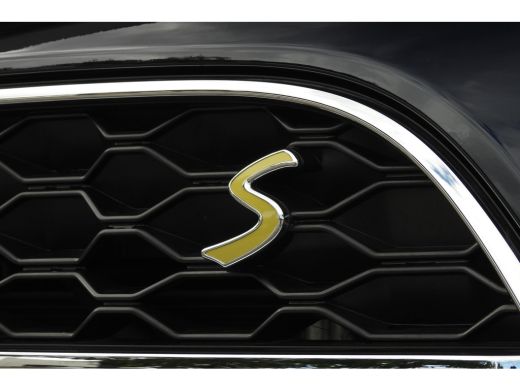 Mini Countryman Cooper S E / Panoramadak / Achteruitrijcamera / LED / Comfort Access / Stoelverwarming / Head-Up ... ActivLease financial lease