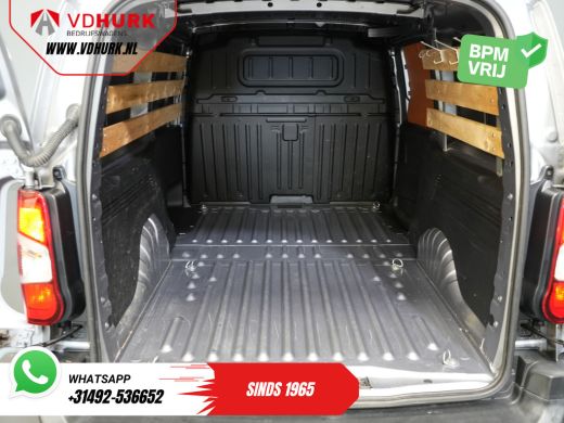 Opel Combo 1.5 CDTI 130 pk Aut. L2 BPM VRIJ! NL Auto/ Navi/ Keyless/ Carplay/ PDC/ Cruise/ Airco/ Trekhaak ActivLease financial lease