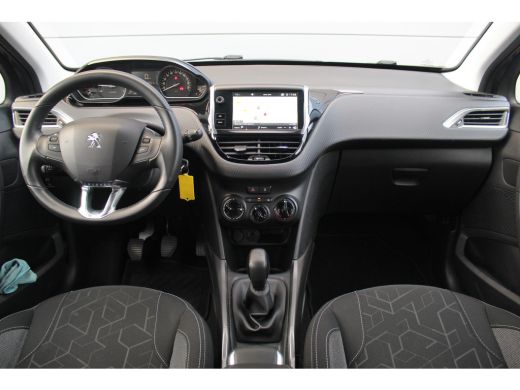 Peugeot 2008 1.2 Active | 46.000 KM !| Carplay | Navi | Airco | Cruise | PDC A | 46.000 KM ! | Carplay | Navi ... ActivLease financial lease