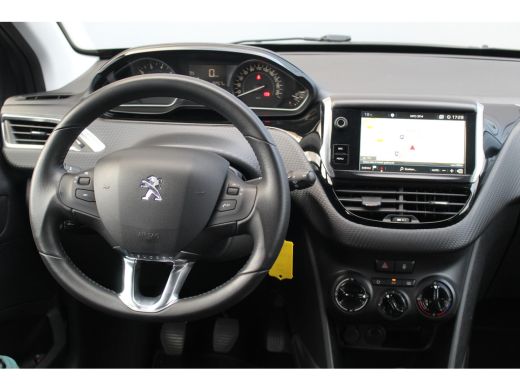 Peugeot 2008 1.2 Active | 46.000 KM !| Carplay | Navi | Airco | Cruise | PDC A | 46.000 KM ! | Carplay | Navi ... ActivLease financial lease