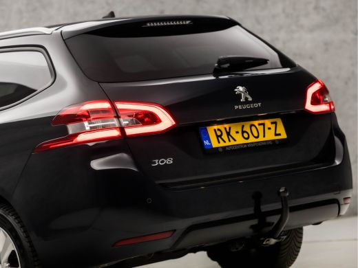 Peugeot 308 SW 1.2 PureTech Active Sport (PANORAMADAK, APPLE CARPLAY, XENON, NAVIGATIE, GETINT GLAS, PARKEERS... ActivLease financial lease