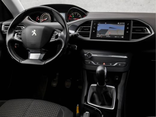 Peugeot 308 SW 1.2 PureTech Active Sport (PANORAMADAK, APPLE CARPLAY, XENON, NAVIGATIE, GETINT GLAS, PARKEERS... ActivLease financial lease