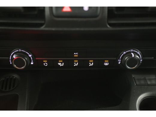 Peugeot Partner 1.2 PureTech 111PK L1H1 | Benzine | EMISSIEVRIJE ZONE | Airco Carplay Cruise Navigatie Elektrpakket ActivLease financial lease