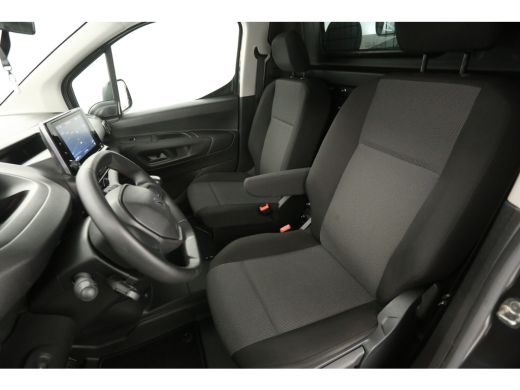Peugeot Partner 1.2 PureTech 111PK L1H1 | Benzine | EMISSIEVRIJE ZONE | Airco Carplay Cruise Navigatie Elektrpakket ActivLease financial lease