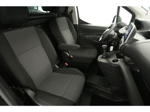 Peugeot Partner 1.2 PureTech 111PK L1H1 | Benzine | EMISSIEVRIJE ZONE | Airco Carplay Cruise Navigatie Elektrpakket ActivLease financial lease