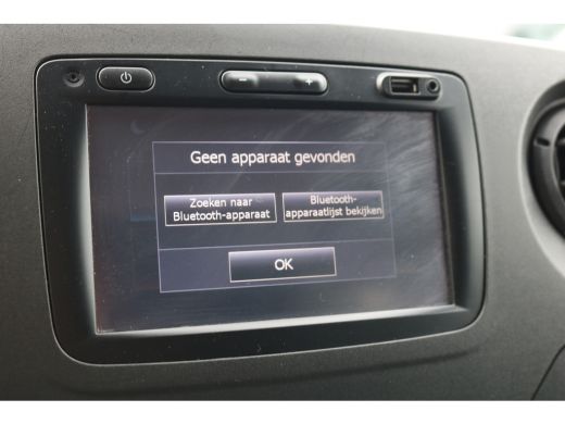 Renault Master 2.3 dCi Koelwagen Bakwagen met Laadklep -10 Graden Dag en Nacht ActivLease financial lease