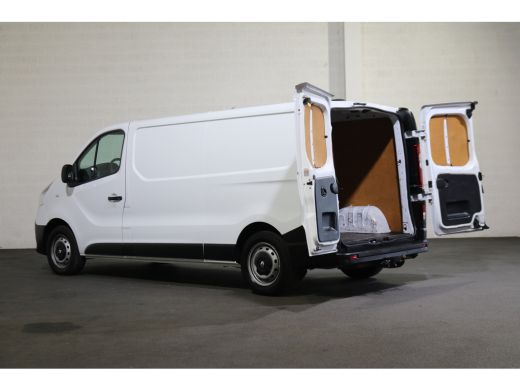 Renault Trafic 1.6 dCi 120pk L2 H1 Airco Trekhaak ActivLease financial lease