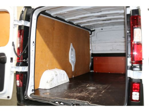 Renault Trafic 1.6 dCi 120pk L2 H1 Airco Trekhaak ActivLease financial lease