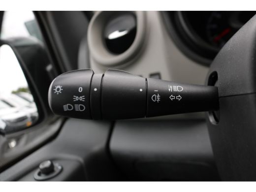 Renault Trafic 1.6 dCi 120pk L2 H1 Airco Trekhaak ActivLease financial lease